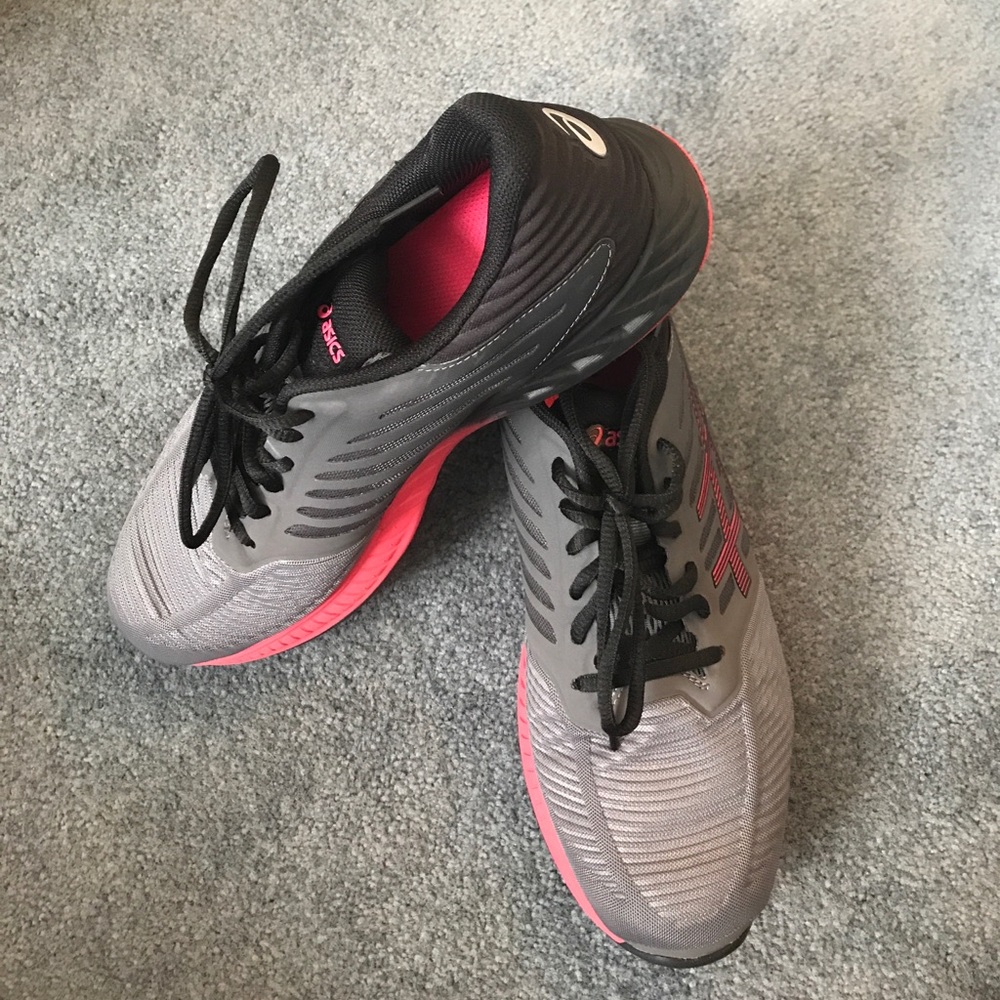 Asics Shoes, Great Condition!