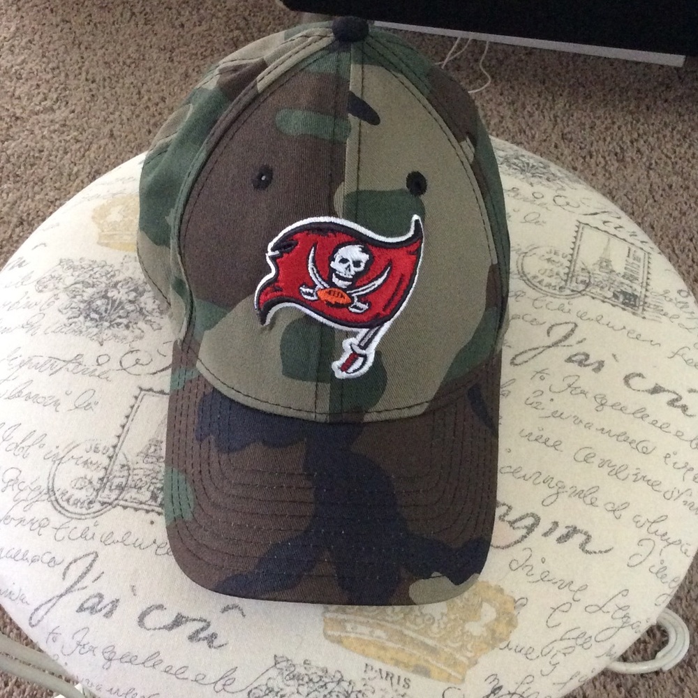 Buccaneers hat