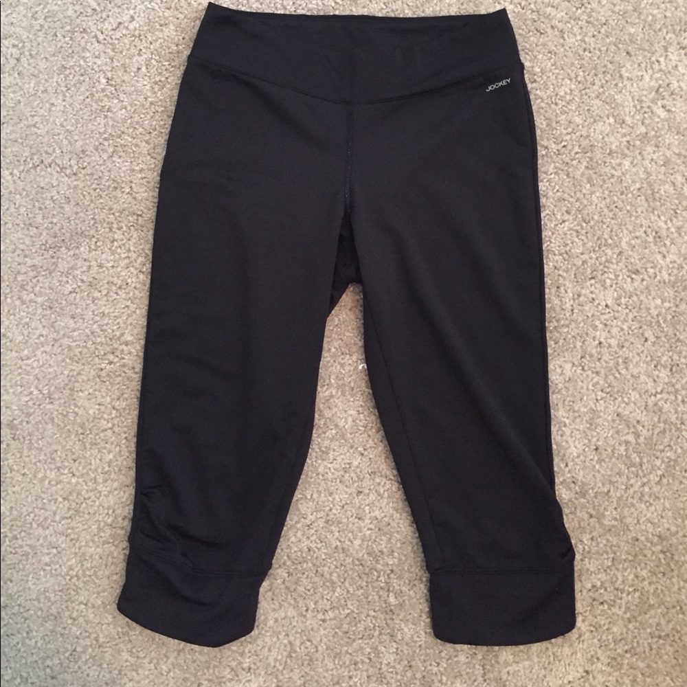 Jockey Cropped Leggings