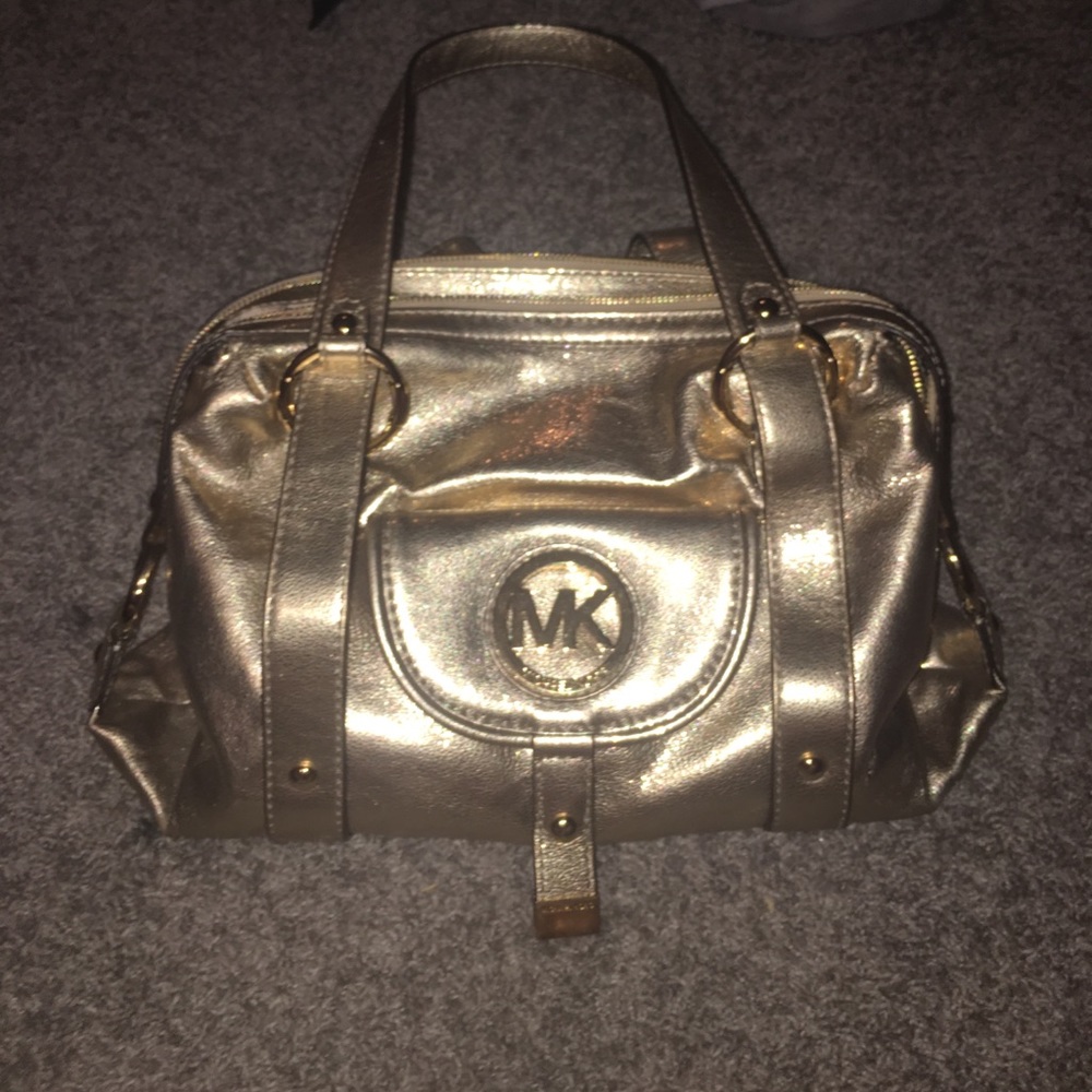Micheal Kors purse !!!!!!
