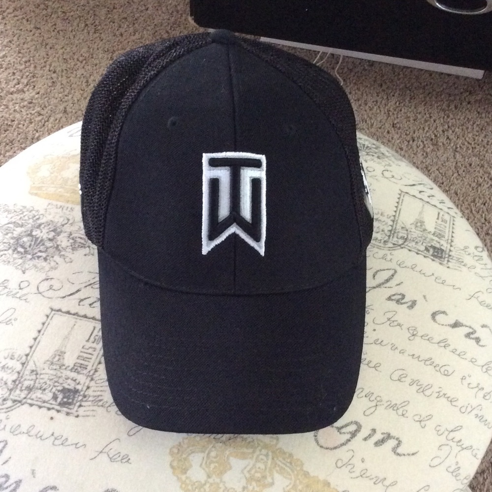 Black TW hat