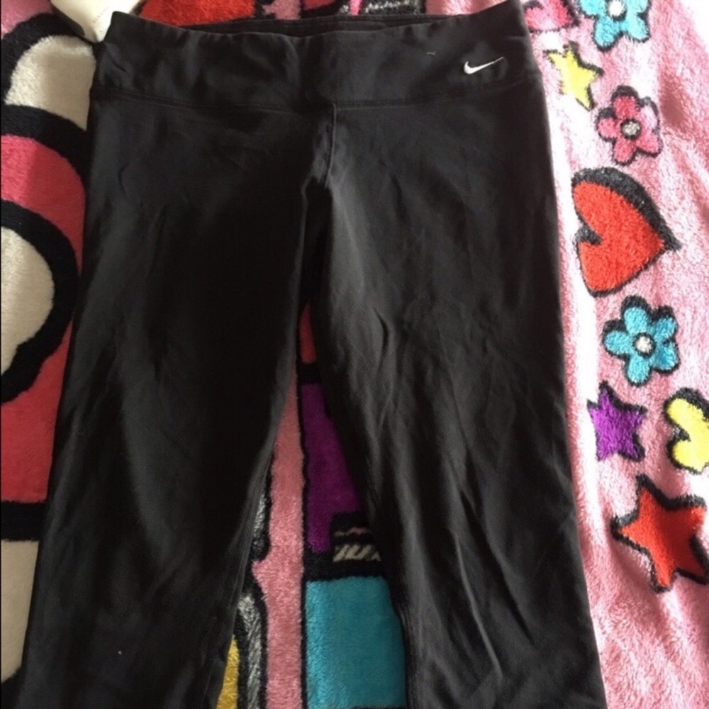 Nike DRI FIT Capris