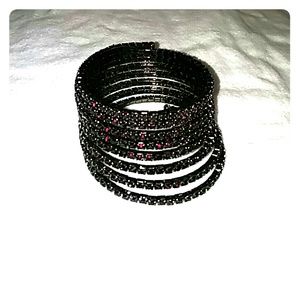Wrap crystal dark red bracelet
