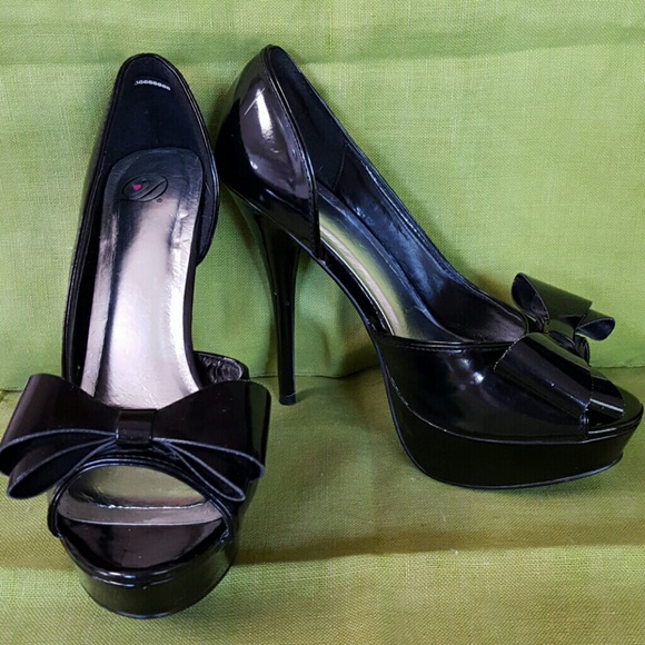 Derek Heart Shoes D Heart Peep Stilletto Platforms W Bow