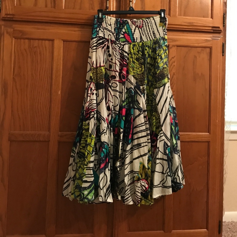 Cute, summery ankle-length skirt