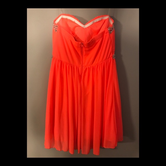 Coral/Orange Homecoming Dress, Size 7 - Picture 2 of 2