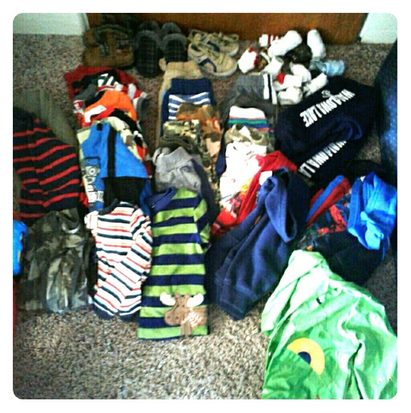 Boys 18-24 months - Picture 1 of 1