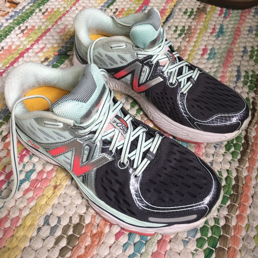 New Balance Women's 1260v6 Stability Running Shoe