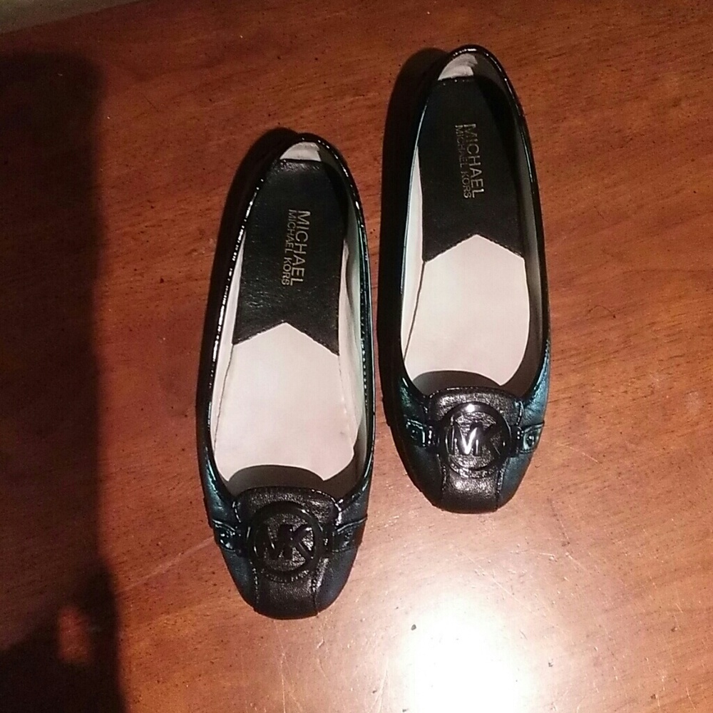 Michael kors flats