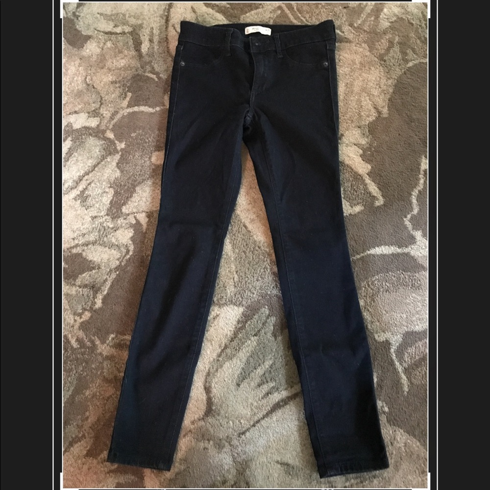 A&F ankle legging jeans