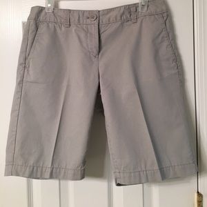 Ann Taylor The Loft Bermuda style shorts. Sz 2.