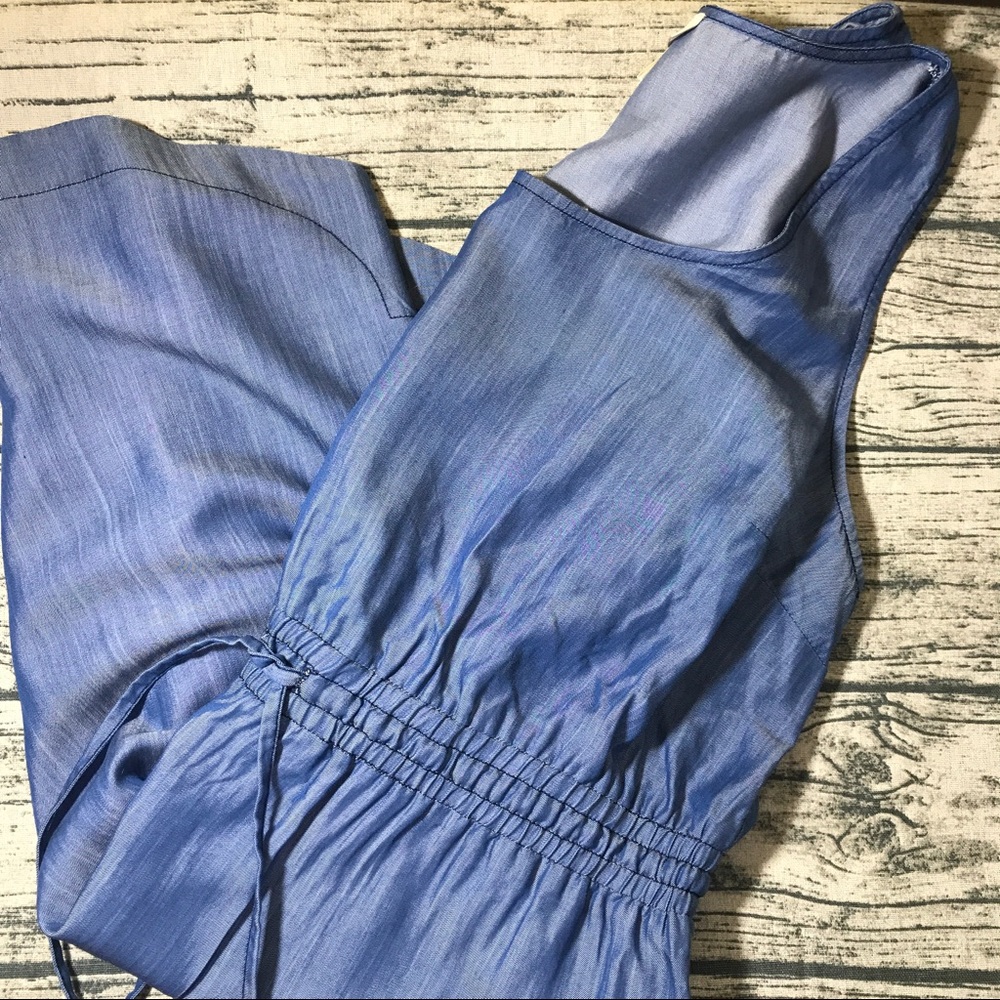 LOFT Chambray Summer Dress 🌈
