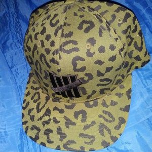 UNDFTD SNAPBACK