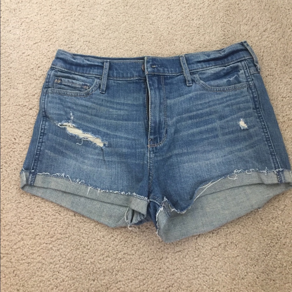 Hollister shorts!