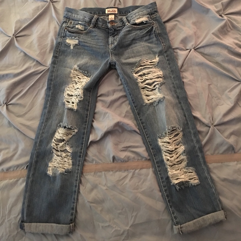 Mudd destroyed distressed Cropped jeans. NWOT