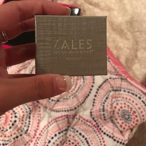 Zales brown diamond size 6.5