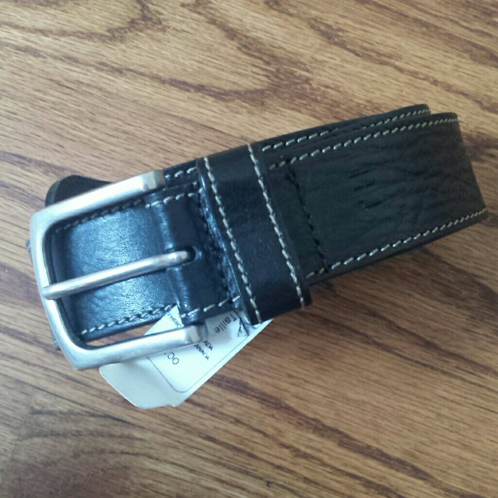 Tommy Hilfiger leather belt
