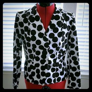 Adorable Lightweight Blazer