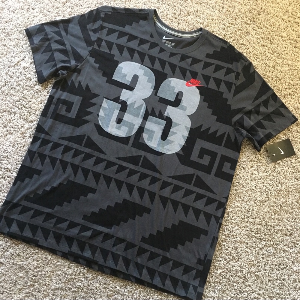 MENS NIKE TEE - 2XL