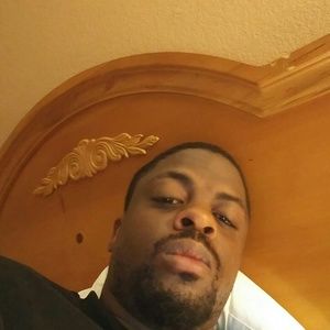 Meet your Posher, Derrick