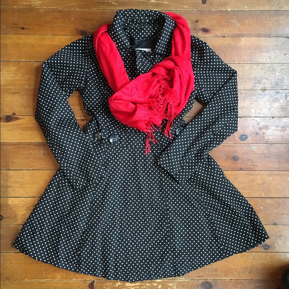 Black and white polkadot jacket