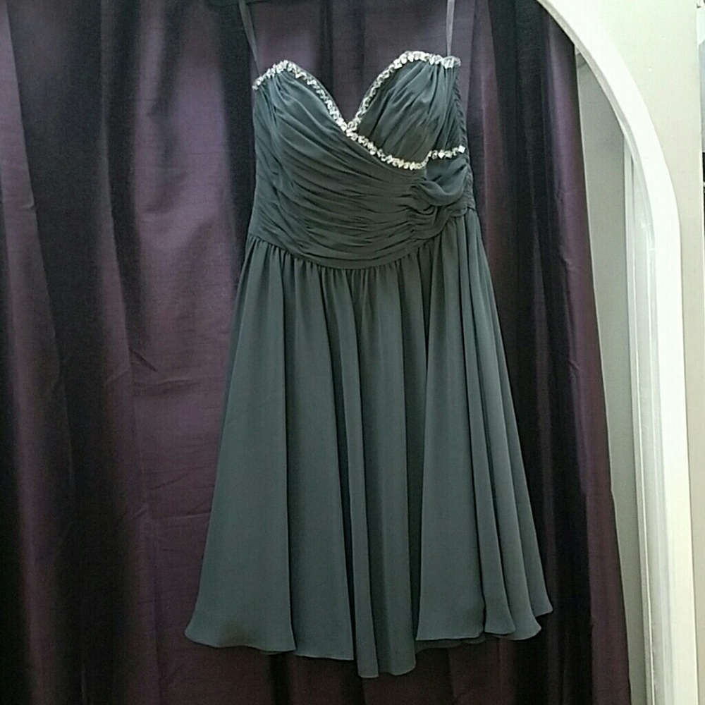Strapless grey cocktail dress.