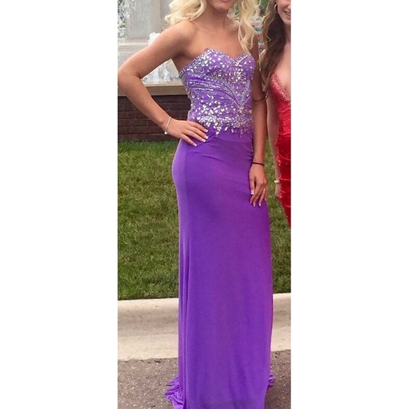 DULCCI VETAN PROM DRESS - Picture 4 of 4