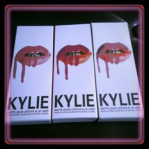 BUNDLE OF 3 KYLIE MATTE LIQUID LIPSTICK AND LINER