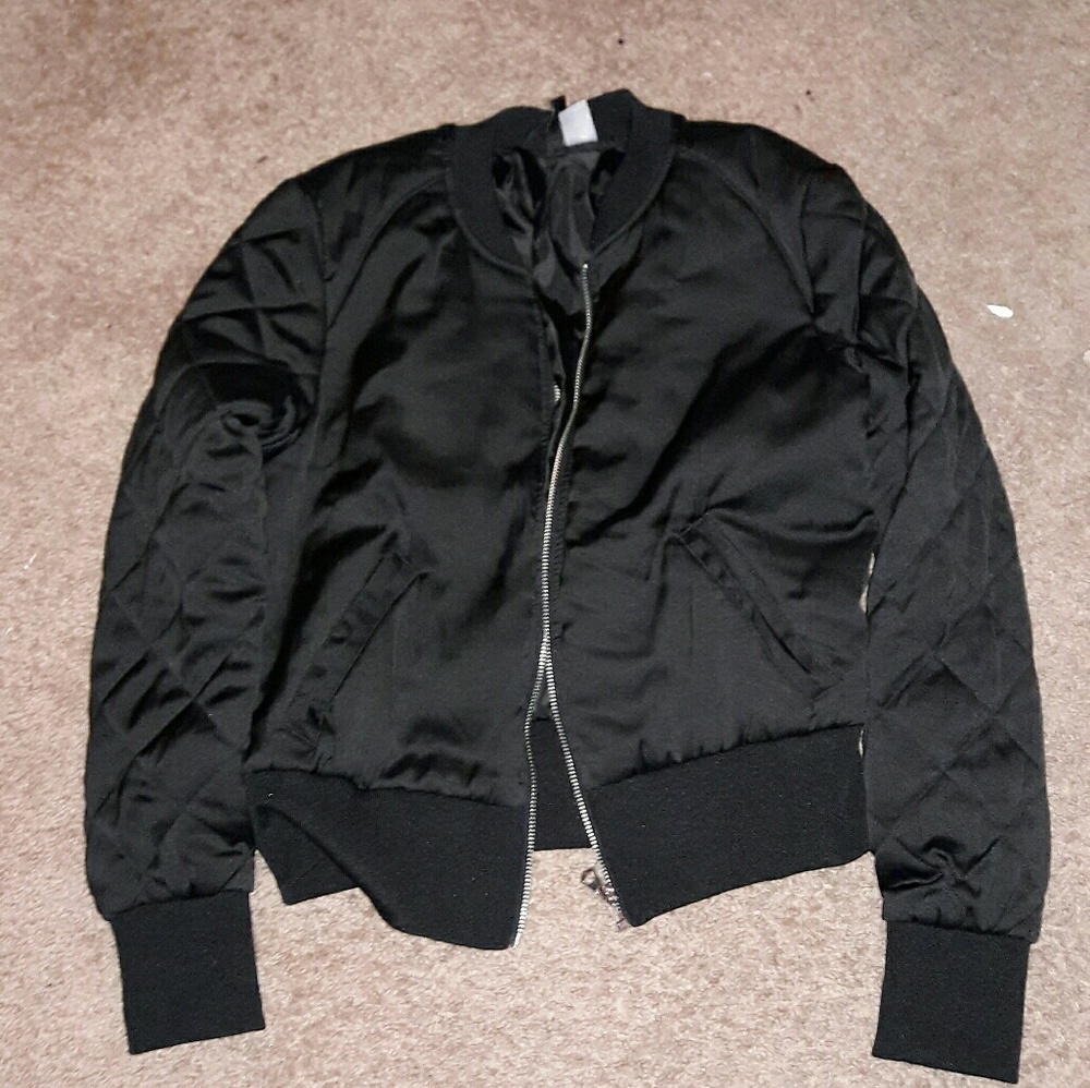 Nwot Black bomber jacket