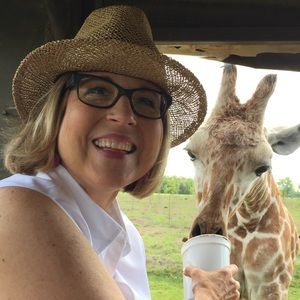 Meet your Posher, Kaye