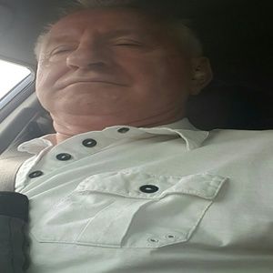 Meet your Posher, Bozo