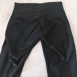 lululemon Shiny High Waisted Leggings!