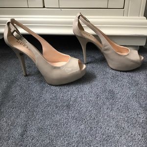 Guess Hondo Patent Pumps!