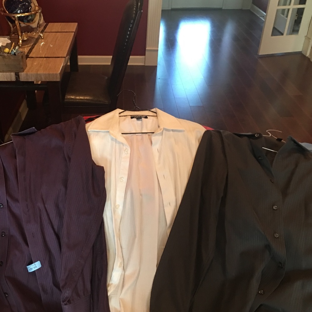 APT. 9 very nice like new men's dress shirts