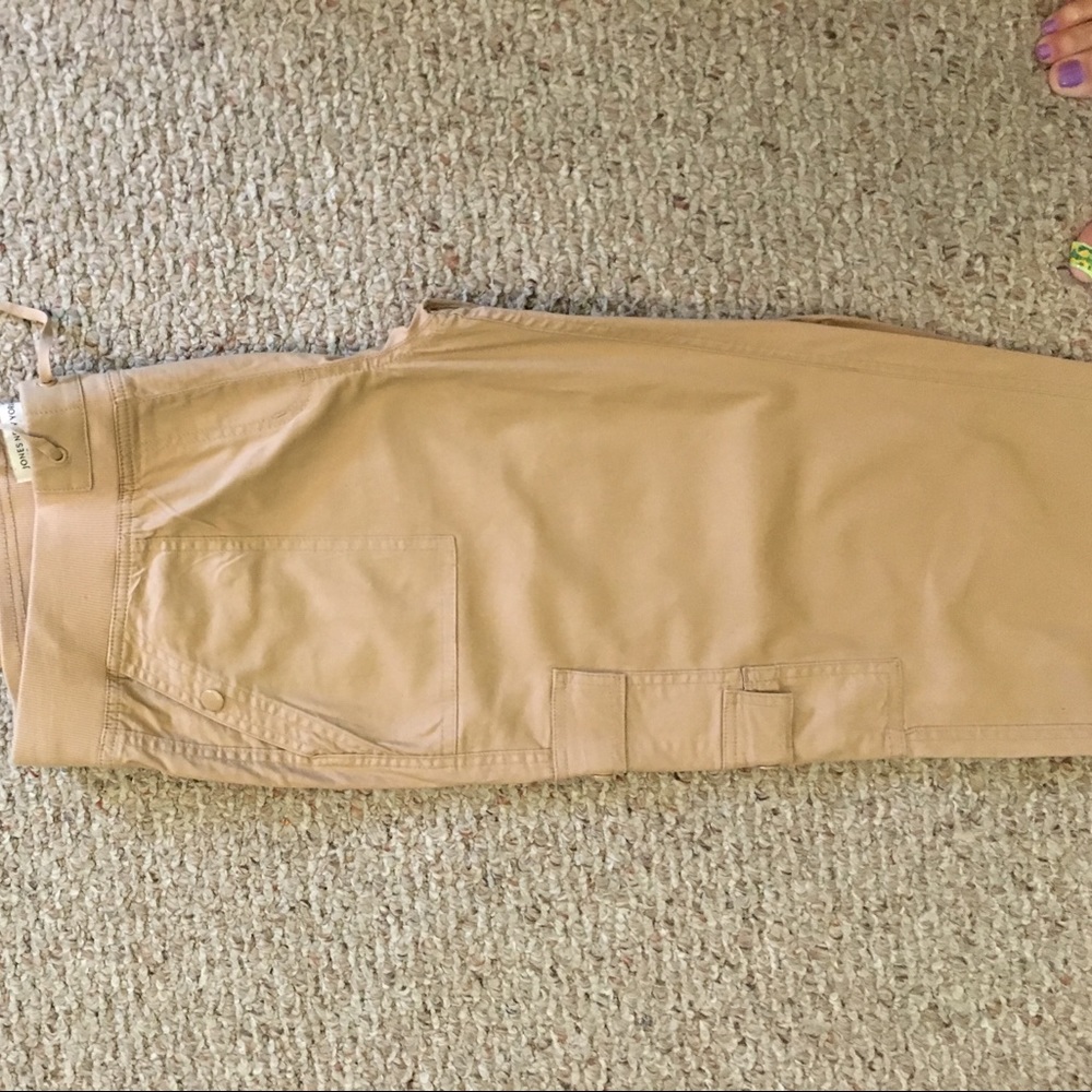 Pants - Picture 2 of 4
