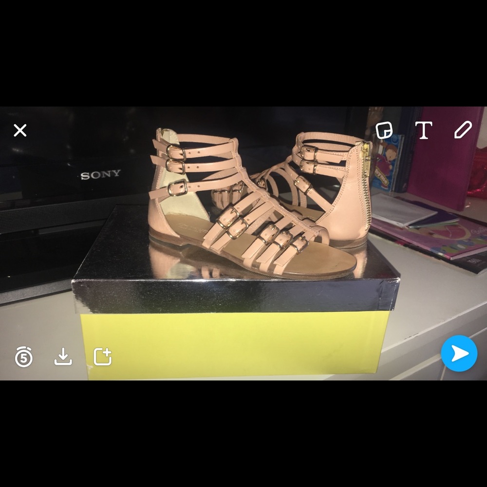 CREW CUTS GIRLS BELTON BUCKLE SANDAL SIZE 13