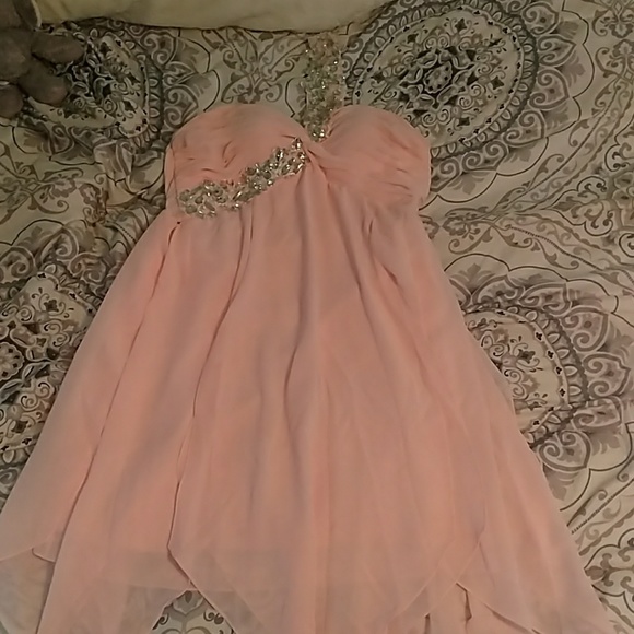 Prom dress - Picture 1 of 4