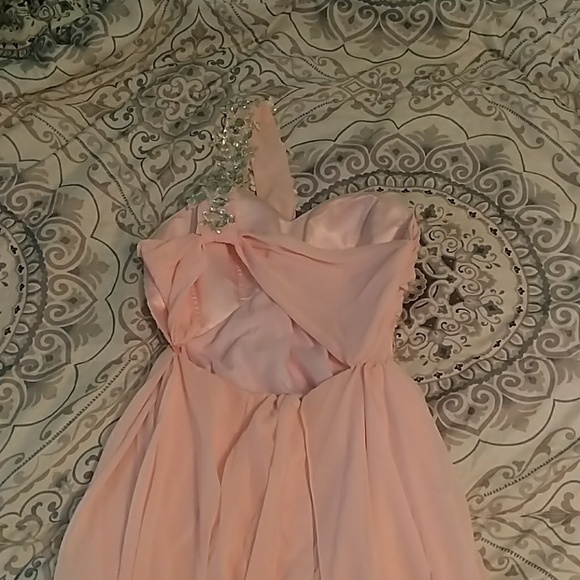 Prom dress - Picture 2 of 4