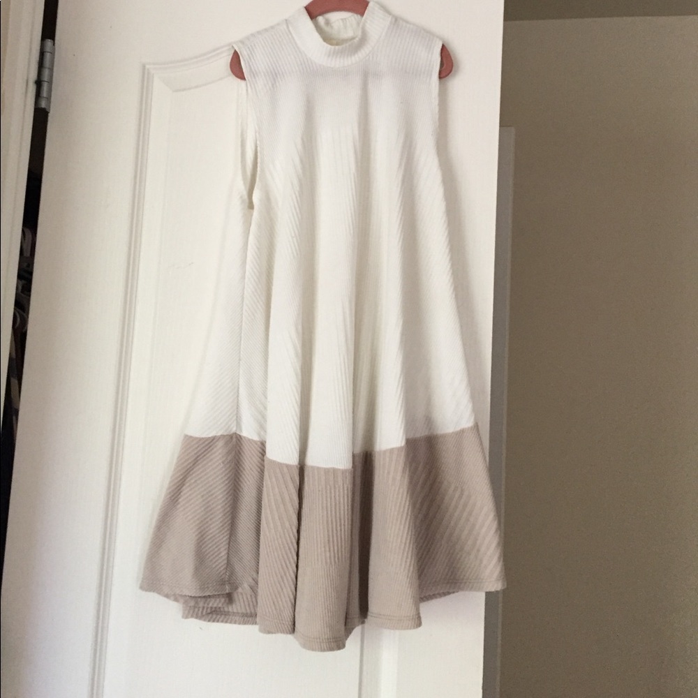 Color Block high neck Tunic/dress