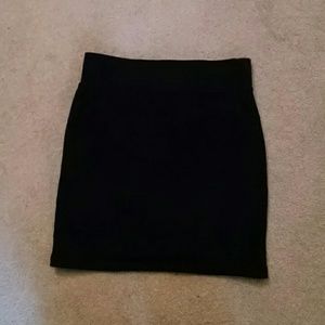 Forever 21 form fitting skirt