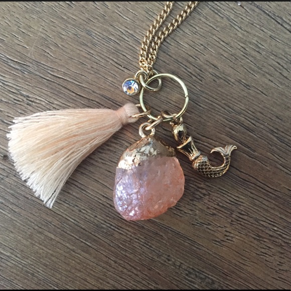 Mermaid, rose stone, tasseled necklace - Picture 2 of 3