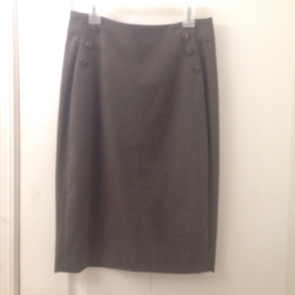The limited army green pencil skirt