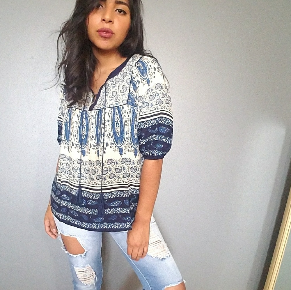 IVORY NAVY BLUE PAISLEY PRINT TOP - Picture 6 of 6
