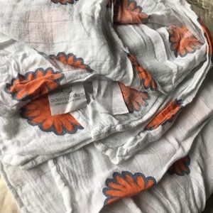 Aden + Anais Bamboo Swaddle EUC