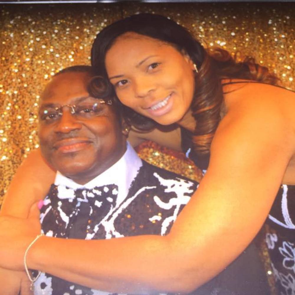 Meet your Posher, Felicia