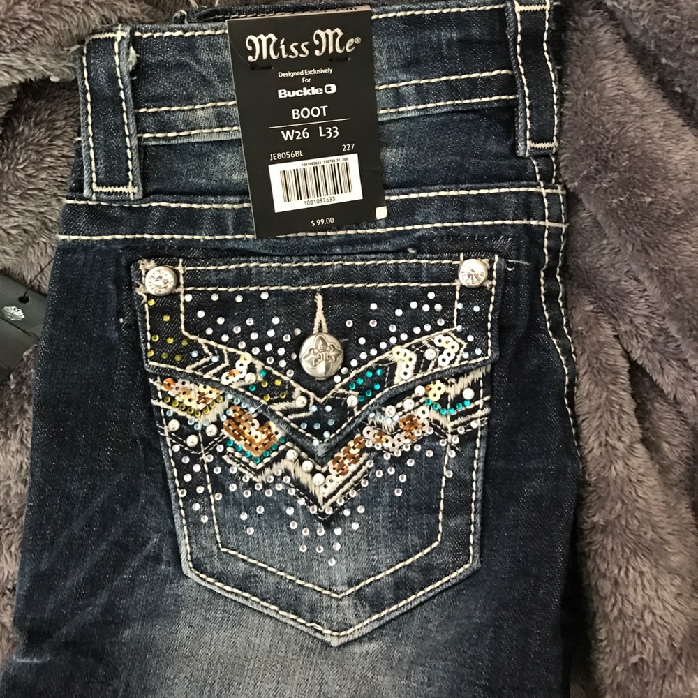 NWT buckle boot jeans size 26