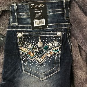 NWT buckle boot jeans size 26