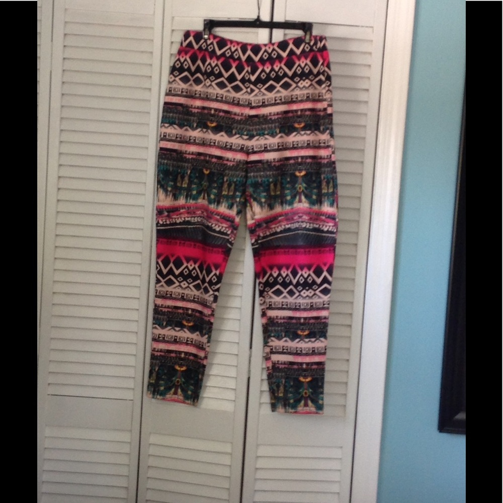 Graphic Leggings