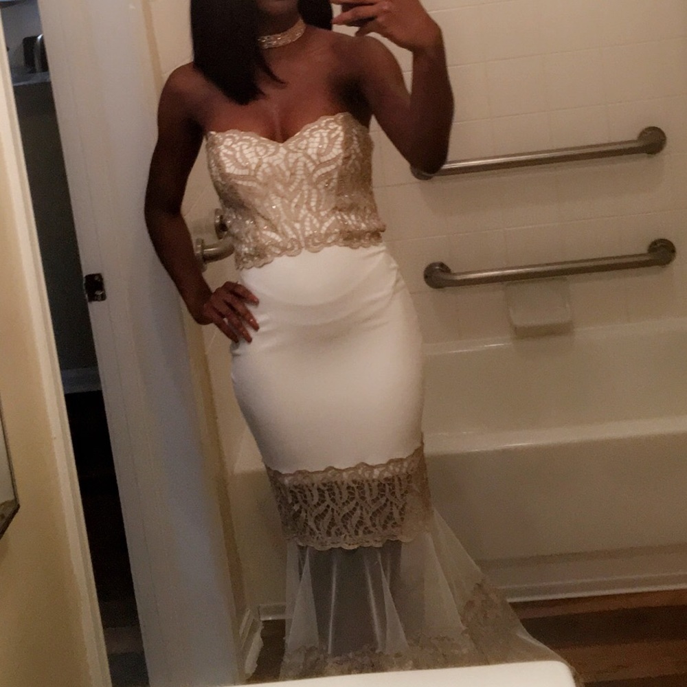 Prom dress for sale ✨ can be negotiated