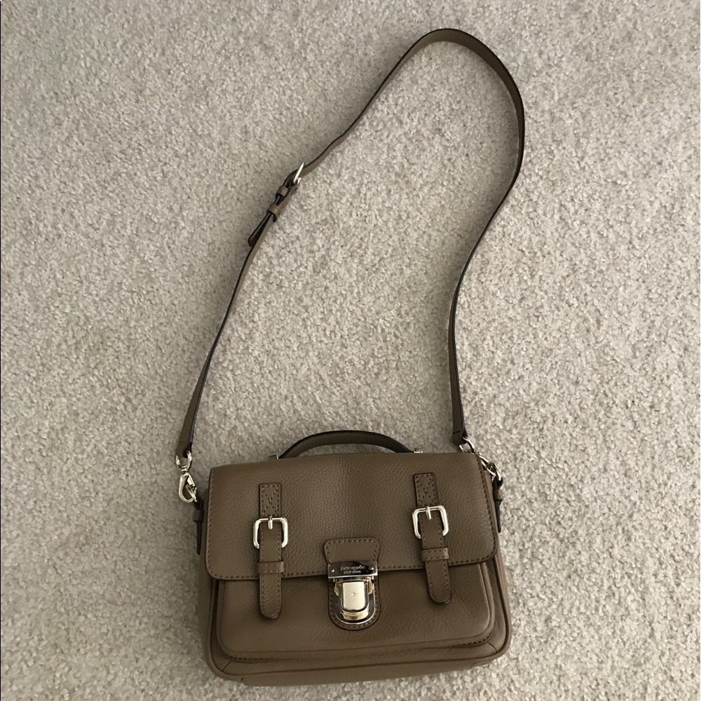 ❌SOLD❌ Kate Spade Tan Adjustable Crossbody
